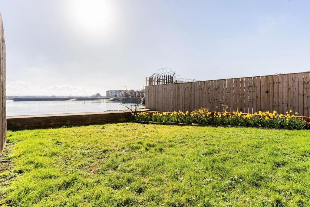 Stunning Ground Floor Hartlepool Marina Apartment Eksteriør billede